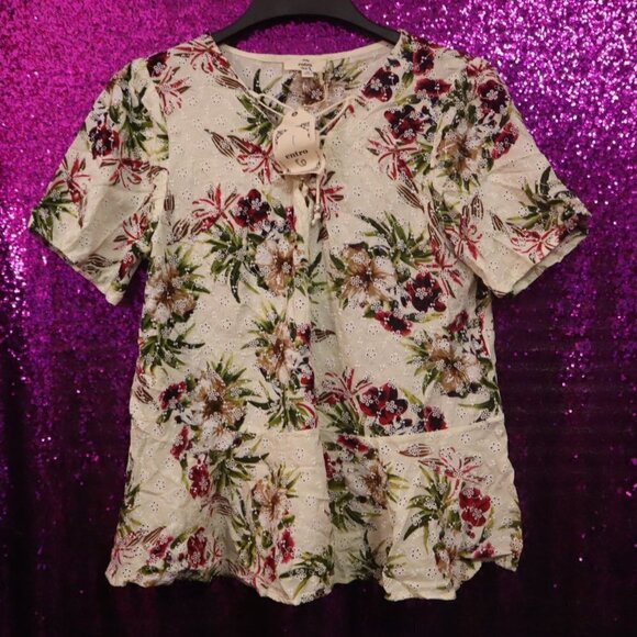 LAST CHANCE - LACE UP V-NECK TOP M Entro Floral Eyelet Lace Vacation Beach - Picture 1 of 6